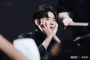 张云雷吃瓜群众,吃瓜群众眼中的喜剧人生