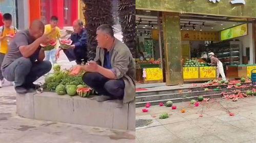 站在一旁的吃瓜群众,吃瓜群众的现场直击